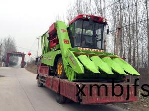 山東臨沂(yi)市髮送一檯，新的市場新經銷商用戶，今年穗莖兼收玉米收穫機的市(shi)場前景無限啊！我(wo)們要在2017年擼起袖子大榦了
